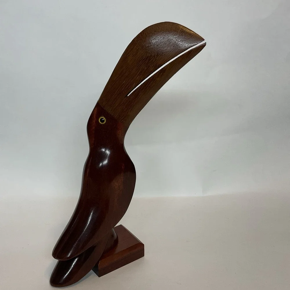 Vintage Brazil Wood Hand Carved Toucan Sculpture Figurine Statue Glass Eyes 9,5